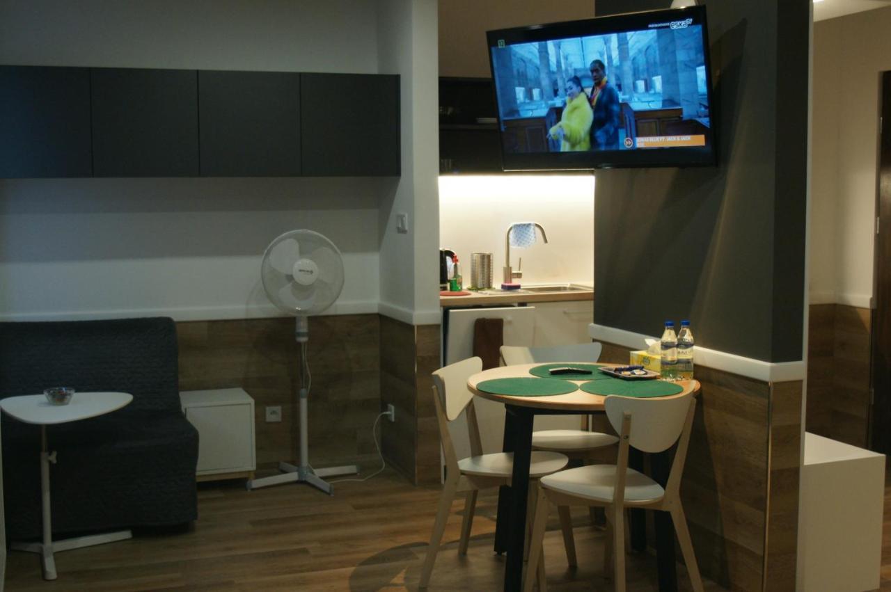 Q Apartamenty Mirkow Экстерьер фото